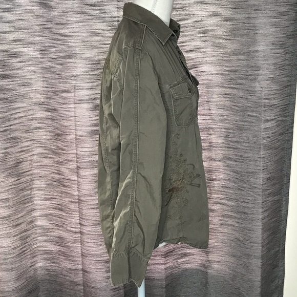 AMERICAN RAG SMALL ARMY GREEN BUTTON DOWN - Picture 5 of 8